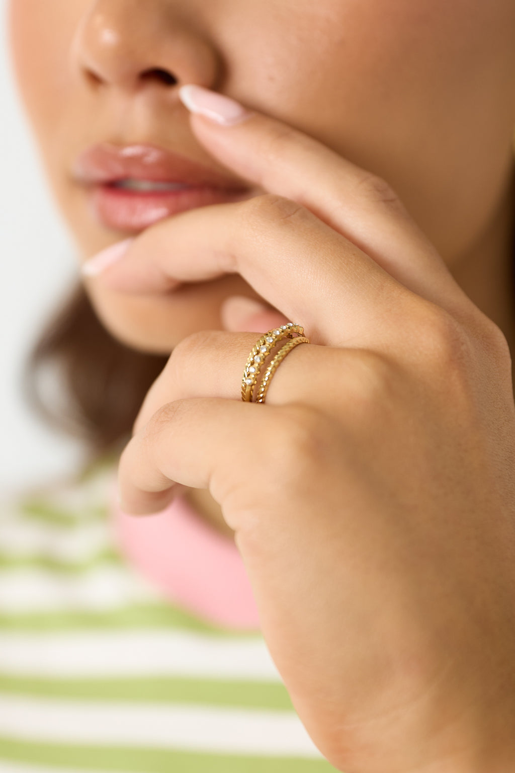 Twin Sparkle dubbele ring met steentjes zilveren kleur – NOLAH