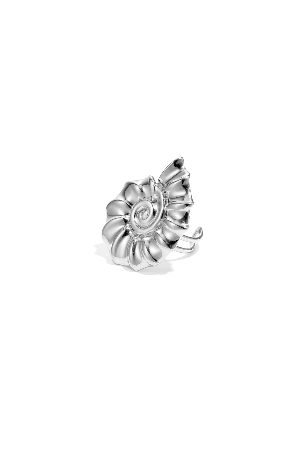 Conch Ring spiraalschelp statement ring kleur – NOLAH
