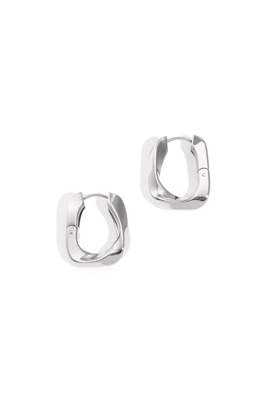 Twist Hoops rechthoekige gedraaide creolen kleur – NOLAH