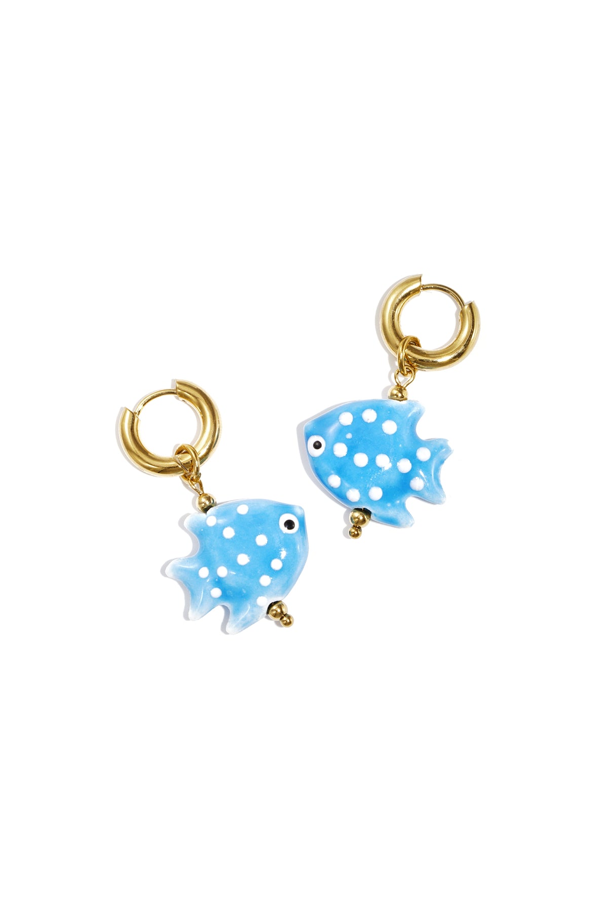 Little Fish oorbellen vis charm Roze – NOLAH