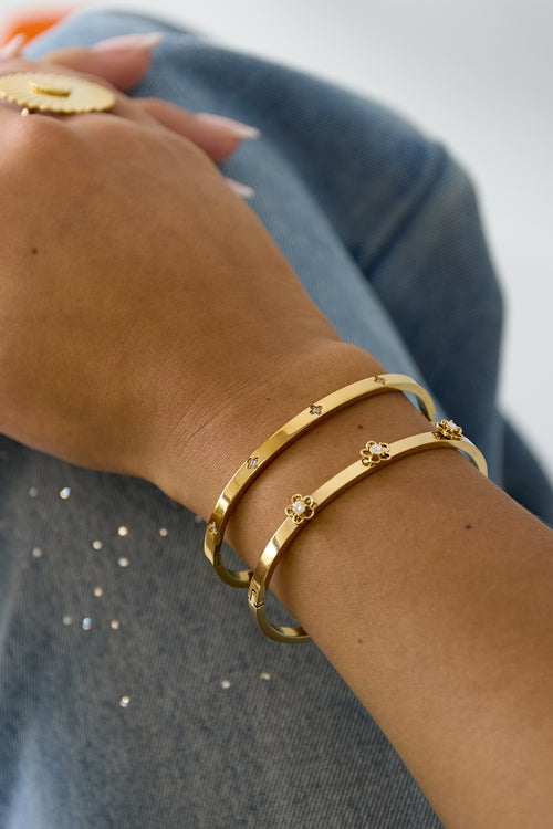Bloom Bangle armband met bloem en strass zilveren kleur – NOLAH