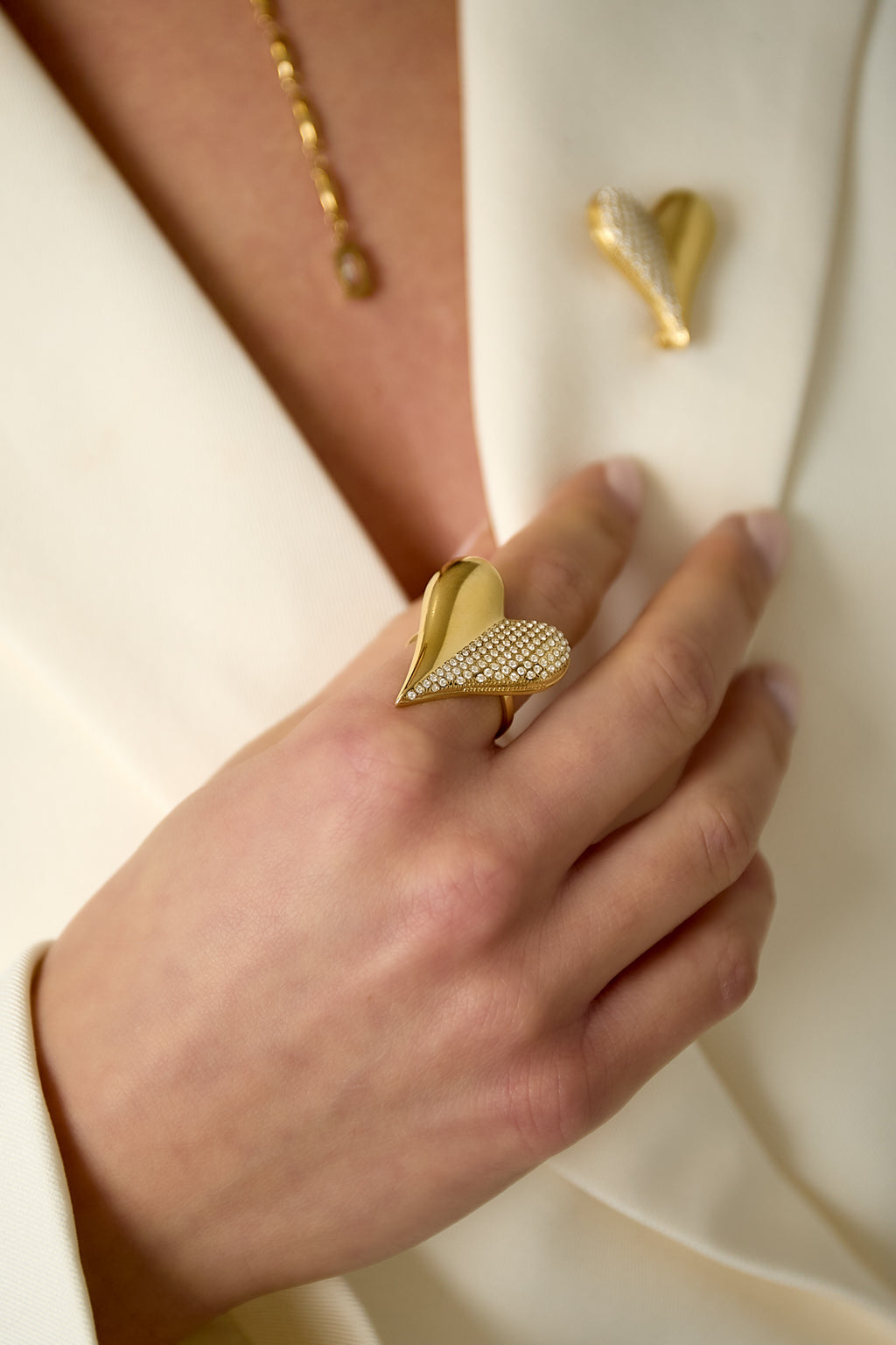 Heart Statement ring hart met strass zilveren kleur – NOLAH
