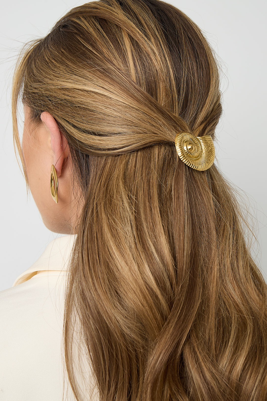 Conch Pin broche haarspeld spiraalschelp goud – NOLAH
