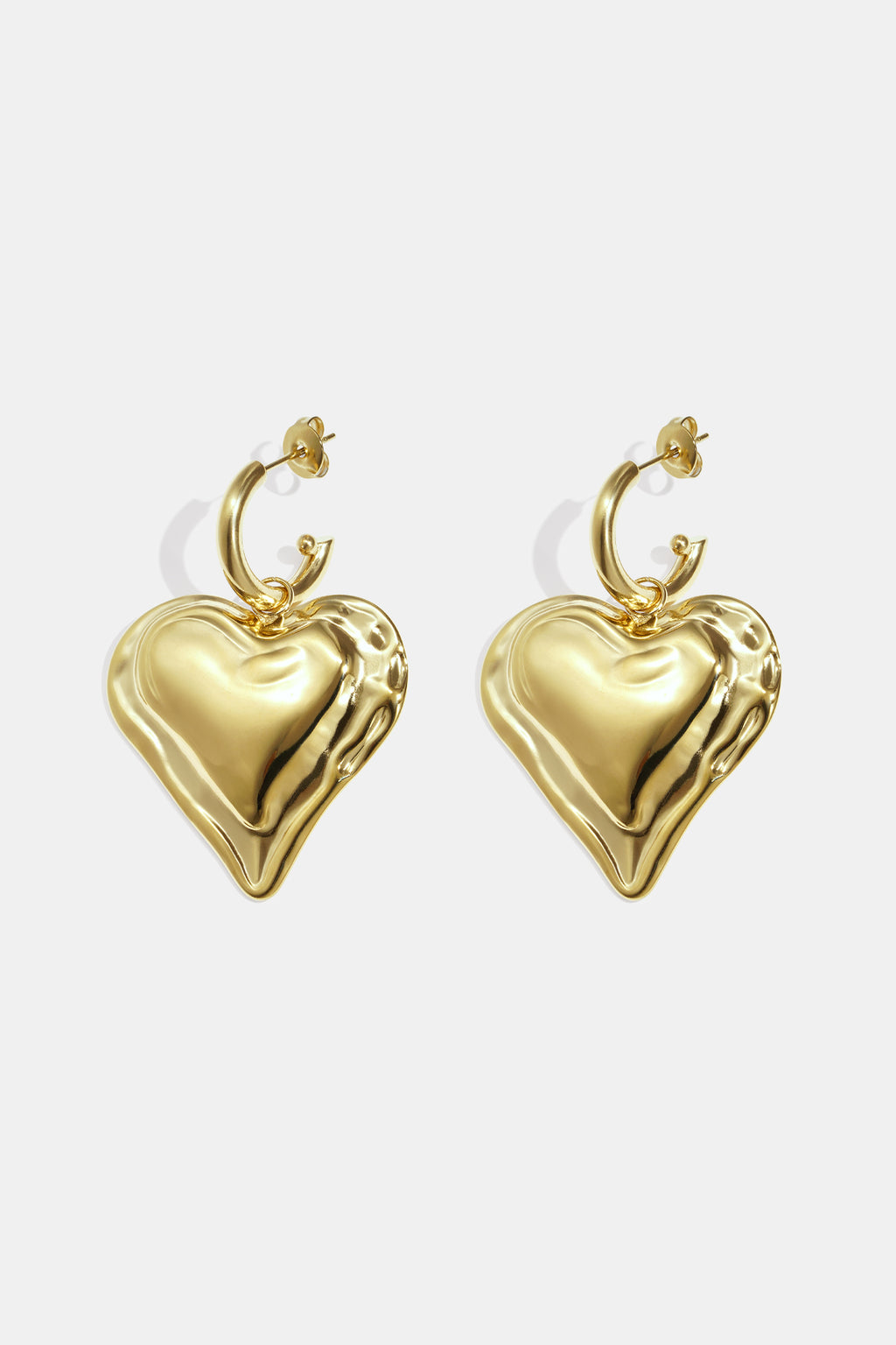 Big Heart Drops oorbellen groot hangend hart Goudkleur – NOLAH